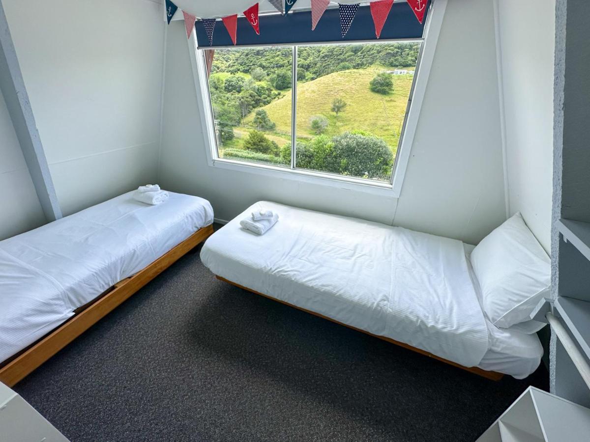 Pohutukawa Coastal Chalets Coromandel 外观 照片