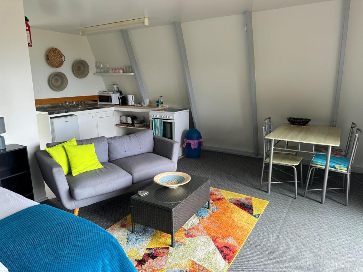 Pohutukawa Coastal Chalets Coromandel 外观 照片