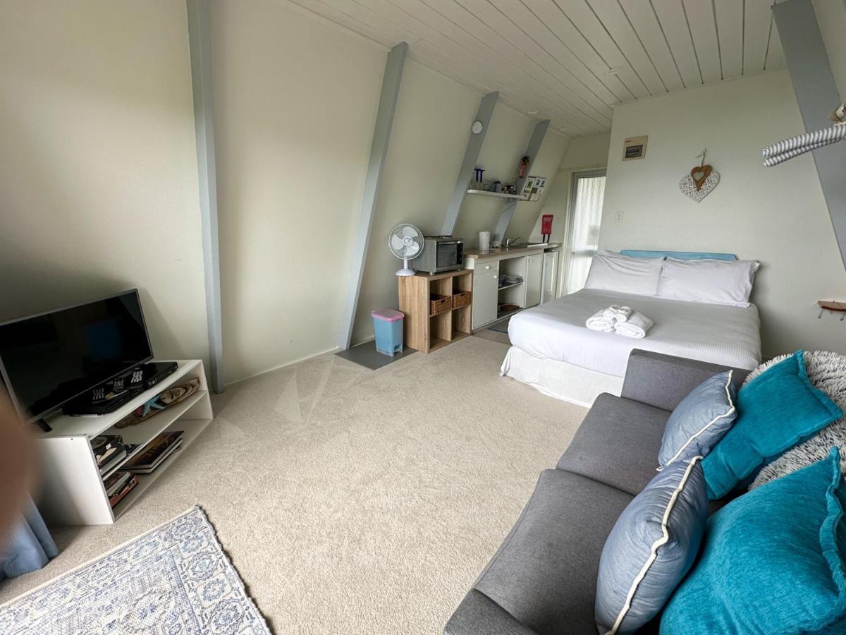 Pohutukawa Coastal Chalets Coromandel 外观 照片